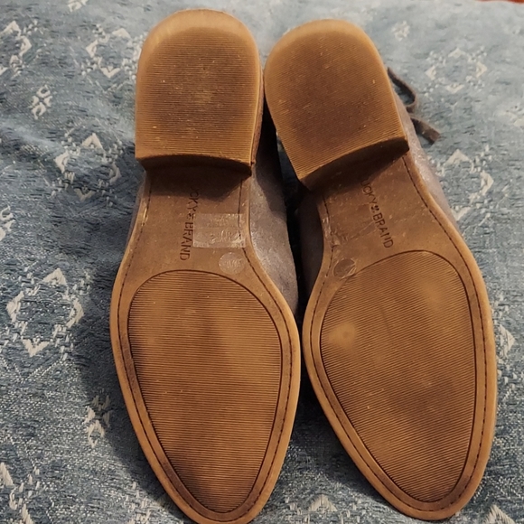 Super Cute Lucky Booties 7 1/2 - Picture 6 of 10